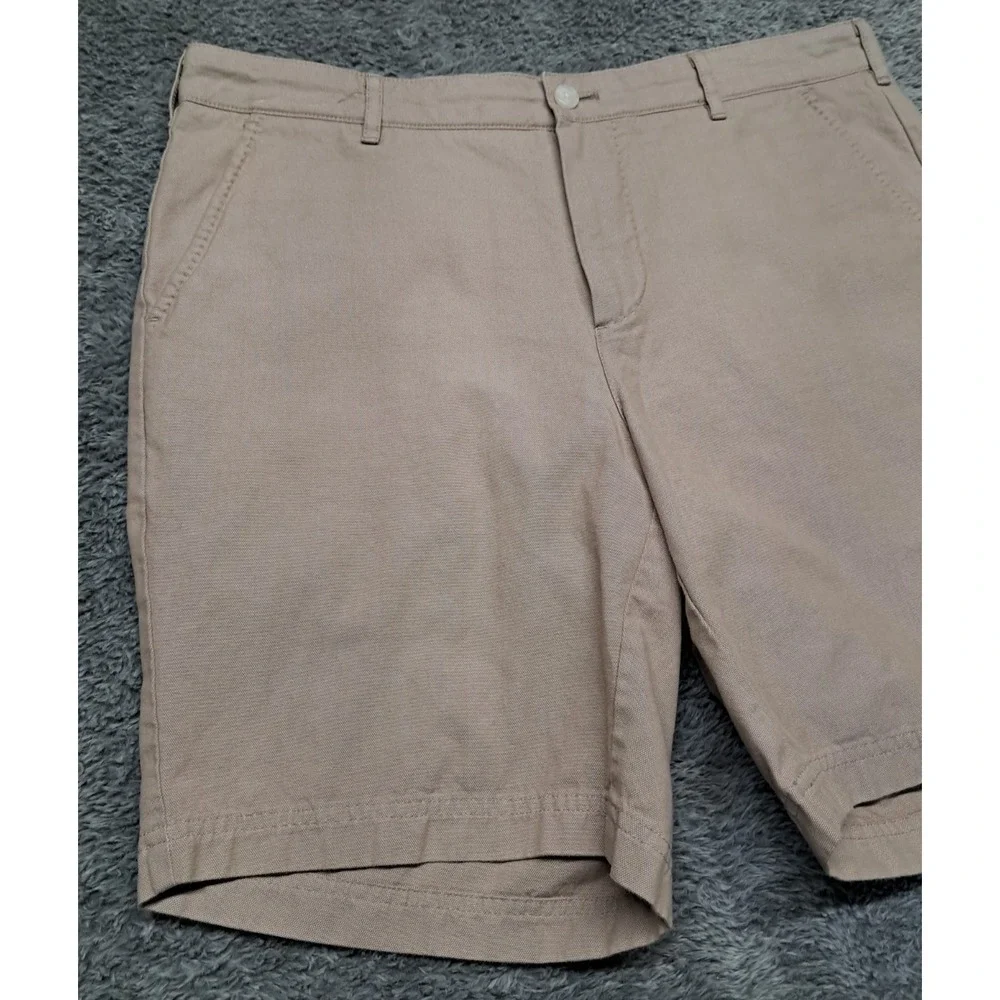 J. Hilburn Shorts Mens 34 W Khaki Chino Flat Front European Fit Oxford Golf Work